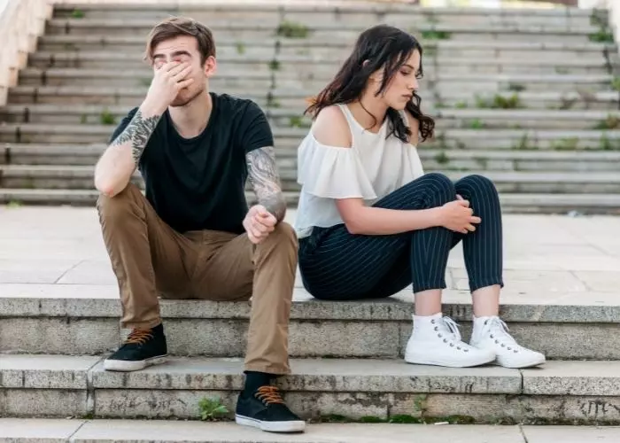 Características que indican una relación tóxica Características que indican una relación tóxica