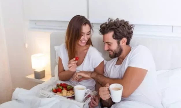 Como disimula una mujer enamorada[2022]